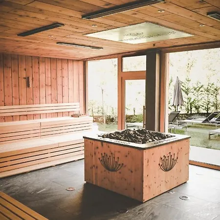 Wiesenhof Gardenresort Hotel San Leonardo in Passiria