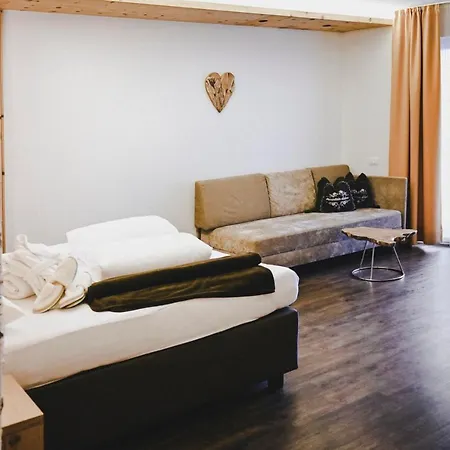 Wiesenhof Gardenresort 4* San Leonardo in Passiria